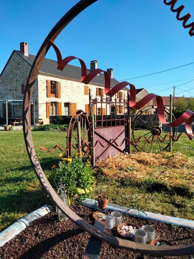 Bed and Breakfast La Brousse Kacha Malleret-Boussac Esterno foto
